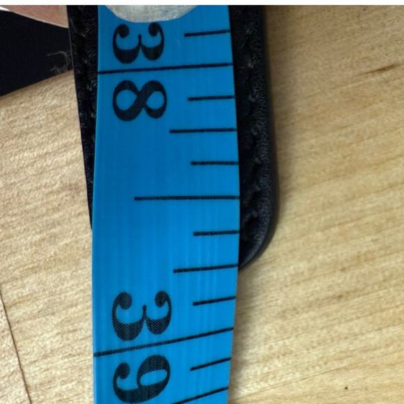 Gucci Marmont Women's Gold Black Leather Authentic Double G Buckle Belt - 39" - Picture 8 of 9